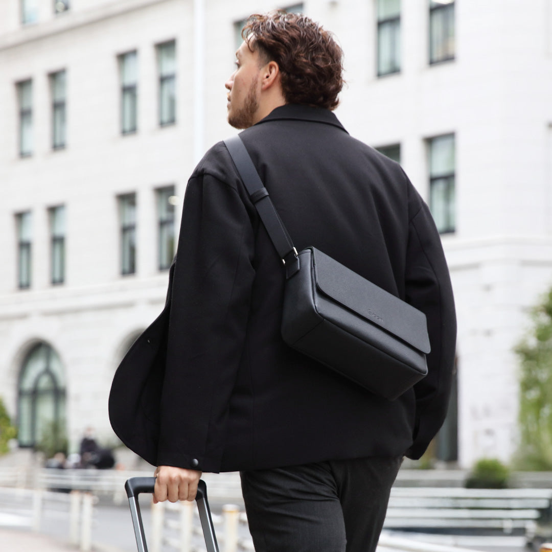 Evoon みがるショルダーバッグレザー【まもなく予約開始・4月下旬までに入荷予定】