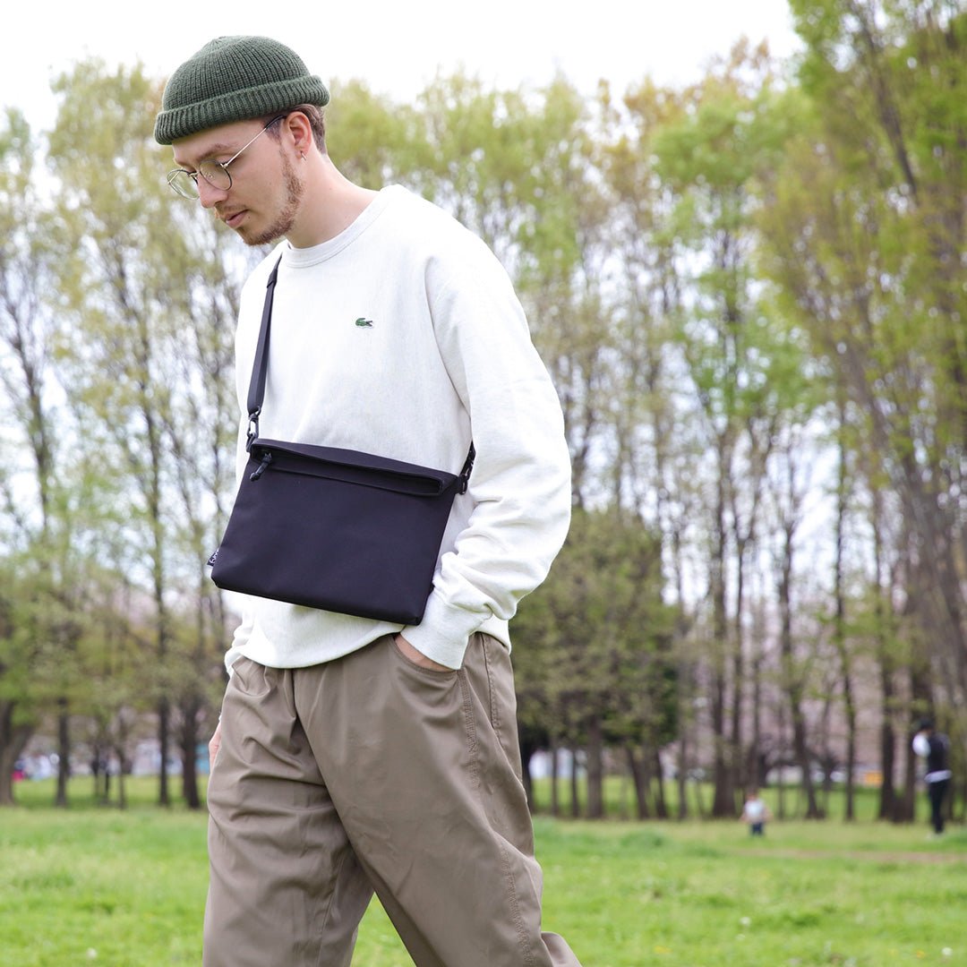 Evoon マルチサコッシュ・ブラック【送料無料・8月下旬に入荷予定】