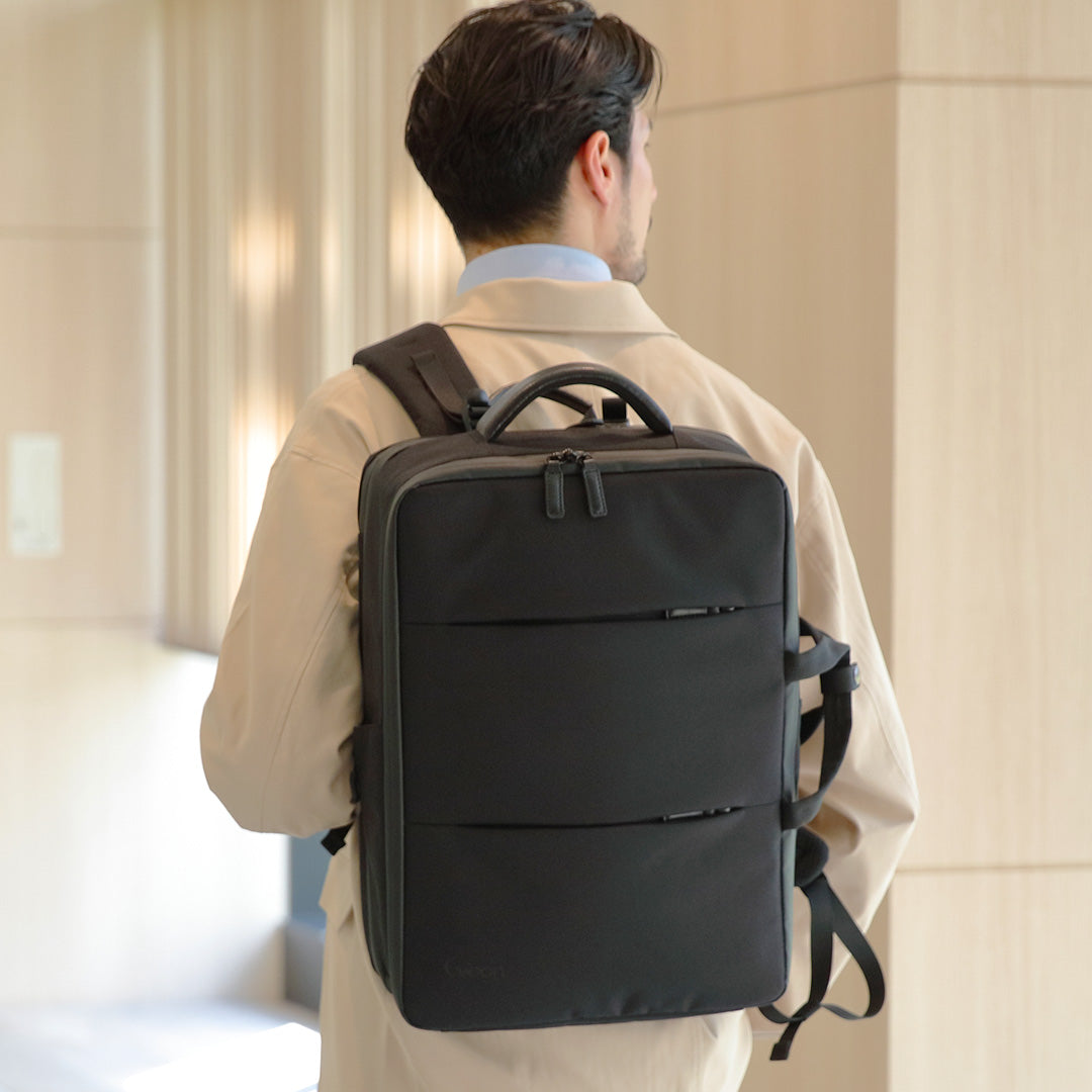 Evoon マルチビジネスリュック5.0・容量22L～拡張時35L【間も無く予約受付開始・12月下旬までに入荷予定】