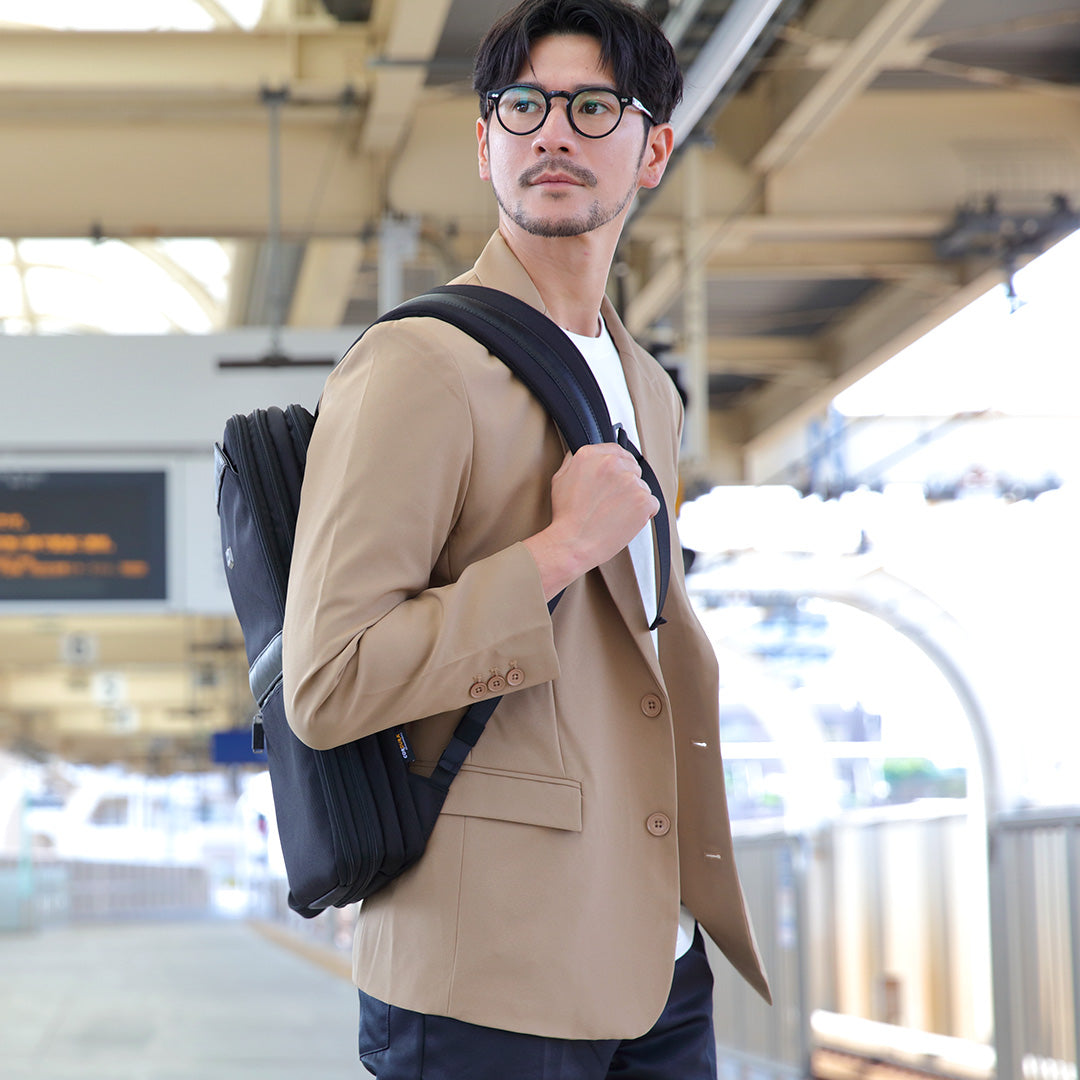 Evoon マルチビジネスリュックSlim X・容量15L～拡張時22L【送料無料・3営業日以内に発送】