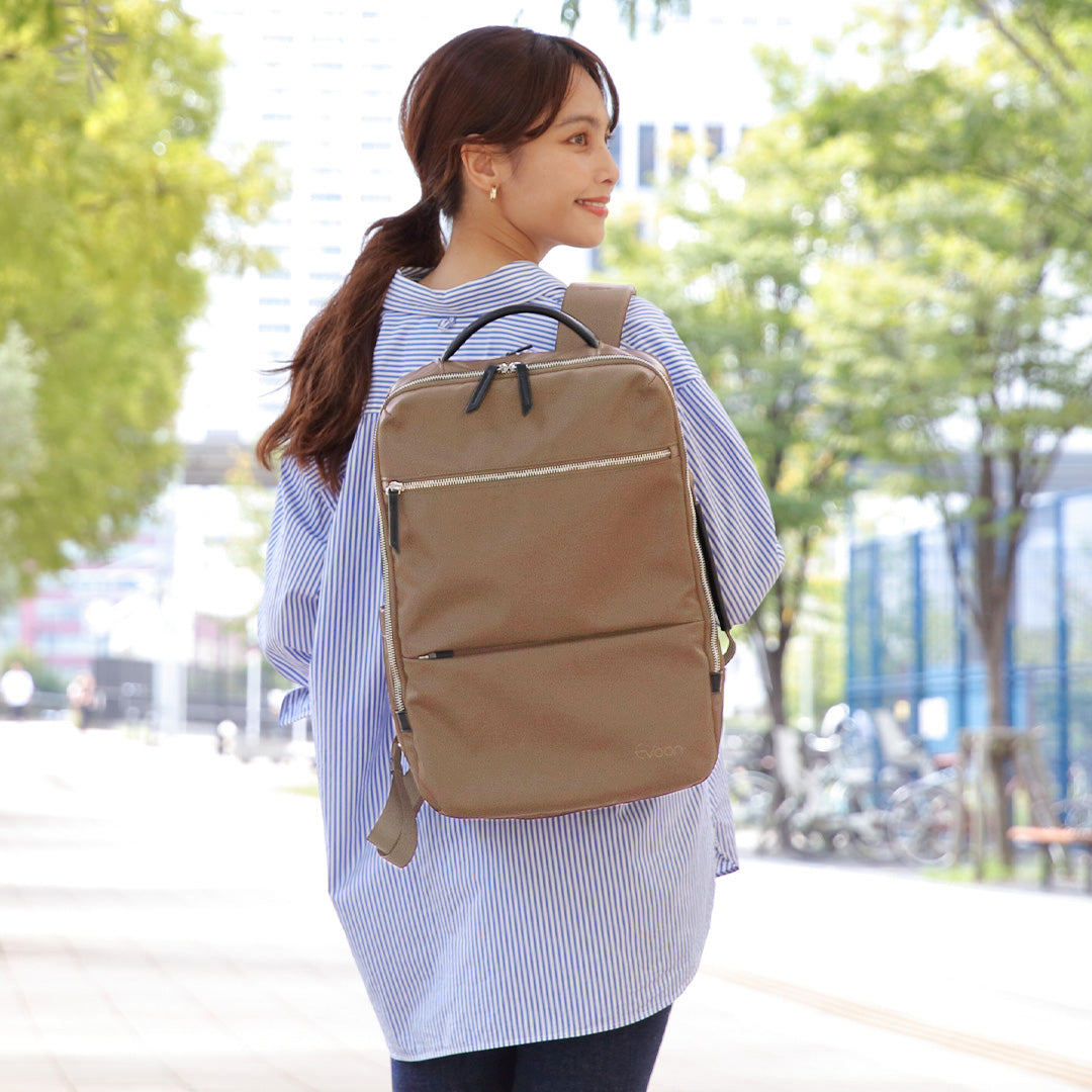 Evoon マルチビジネスリュックEmma・容量18L【送料無料・3営業日以内に発送】
