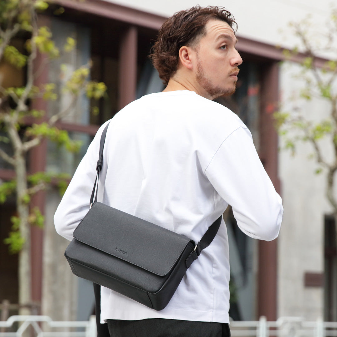 Evoon みがるショルダーバッグレザー【まもなく予約開始・4月下旬までに入荷予定】