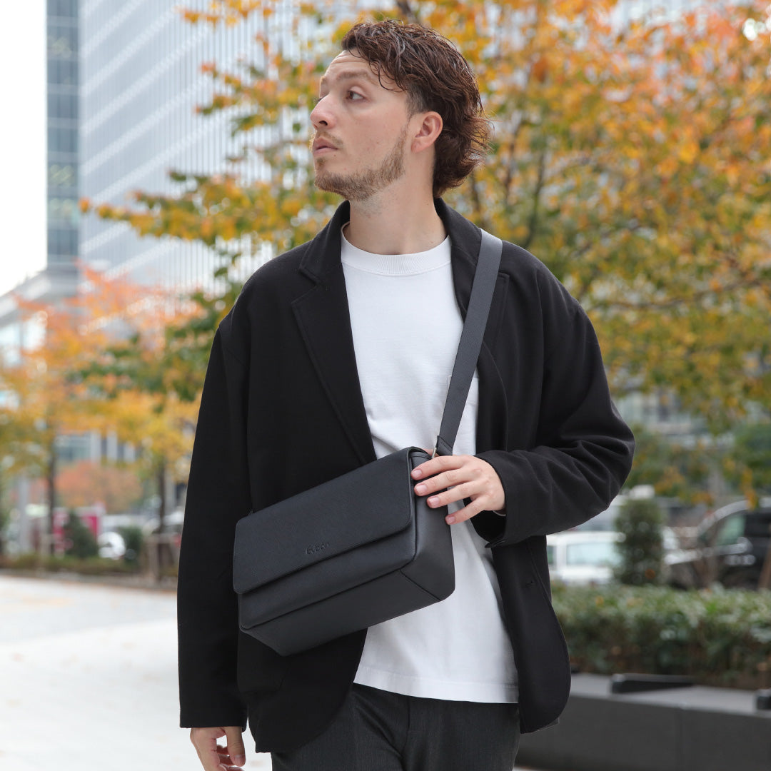 Evoon みがるショルダーバッグレザー【送料無料・3営業日以内に発送】
